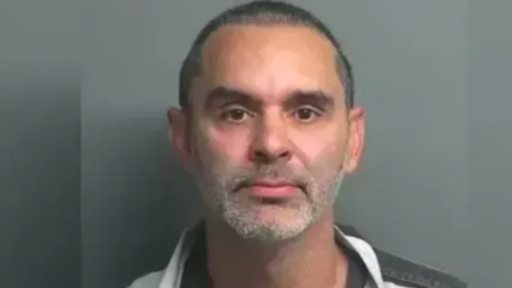 Quem é o ex-piloto brasileiro de Fórmula 1 detido nos EUA após defender o filho