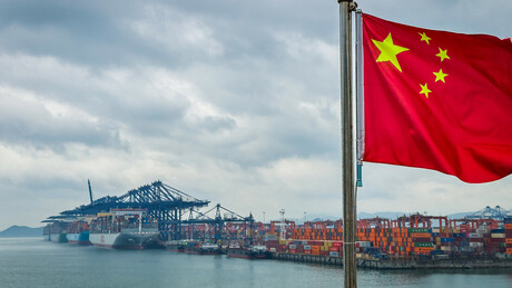 Tarifraco: apesar de taxações por Trump, China atinge recorde de superávit comercial em 2025