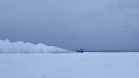 VÍDEO: 'Patinho' russo devasta forças da Ucrânia com potentes bombas guiadas