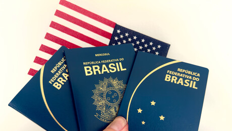 Suspensão de vistos dos EUA não atinge brasileiros em viagens de turismo