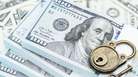 Ucrânia concorda em aumentar impostos e extinguir benefícios para acessar financiamento do FMI