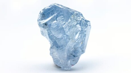 Diamante azul de 42 quilates com formato semelhante ao da África é descoberto (FOTO)