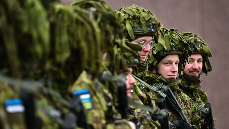 Estônia reafirma plano de participar de exercícios da OTAN na Groenlândia apesar de ameaças de Trump