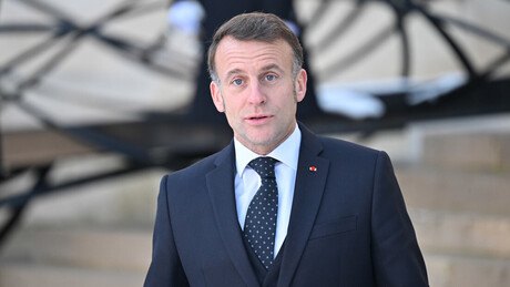 'Uma grosseria': Lavrov recorre à história para rebater declarações belicosas de Macron