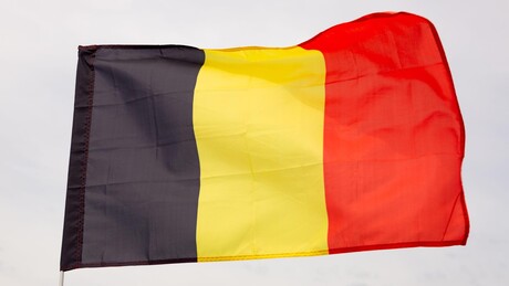 Bélgica proíbe envio de armas para Israel