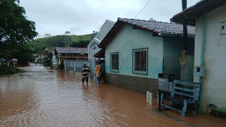 Cidades em Minas Gerais sob alerta ou redução de danos por desastres causados por chuvas