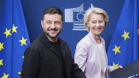 'Não ousa dizer nada a ele': Von der Leyen é acusada de encobrir Zelensky de escândalos de corrupção