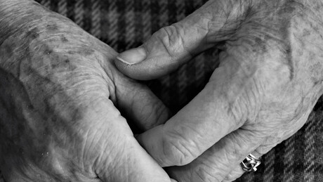 Avó chinesa de 101 anos revela inesperado segredo de longevidade