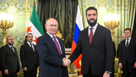 'Nas relações russas-sírias nunca houve páginas sombrias': Putin se encontra com presidente da Síria