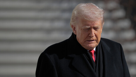 Após decretar tarifas contra parceiros de Cuba, Trump diz que país 'não poderá sobreviver'