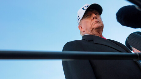 Trump chama de 'agitador' homem assassinado a tiros por agentes federais de imigração