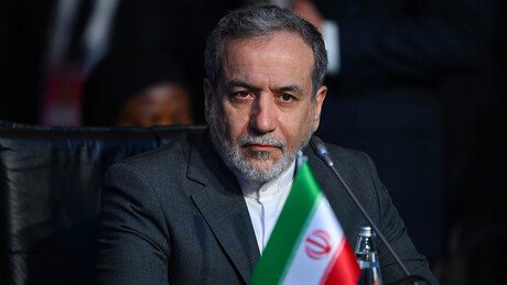 Teerã está disposta a retomar negociações em 'igualdade' e 'respeito mútuo', diz chanceler iraniano