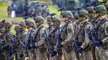 Irã classifica forças armadas de países da UE como 'terroristas'