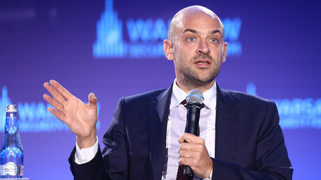 Dependência europeia em energia e segurança ainda é 'excessiva', diz chanceler francês