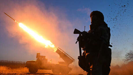 Rússia ataca infraestrutura de transporte e depósitos de munições do Exército da Ucrânia