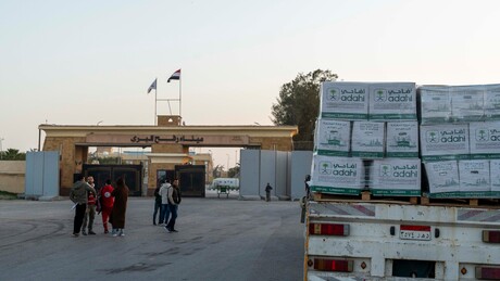 Israel reabre passagem de fronteira de Rafah para o Egito, com restrições
