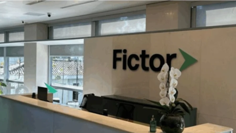 Grupo Fictor pede recuperação judicial após escândalo ligado ao Banco Master