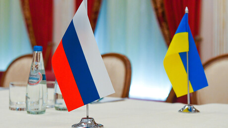 Trump promete 'boas notícias' sobre o conflito ucraniano 'pela primeira vez'