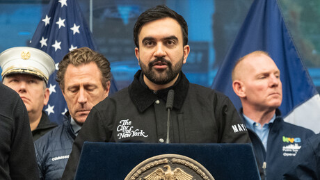 Prefeito de Nova York nomeia ex-detento para comandar sistema prisional