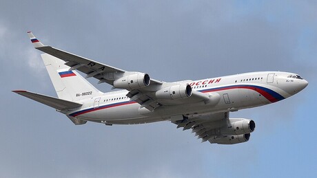 Avião da delegação russa chega no Brasil para reunião de alto nível