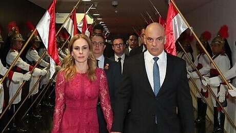 CPI convoca esposa de Moraes por contrato milionário com Banco Master