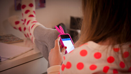 País da UE quer restringir acesso às redes sociais a menores de 15 anos