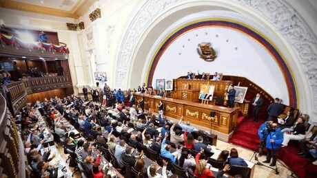 Assembleia Nacional da Venezuela avança com projeto de Lei de Anistia