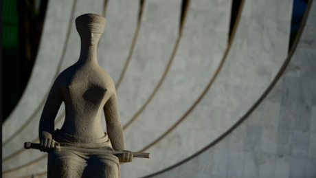 Por unanimidade, STF enquadra caixa 2 como crime eleitoral e improbidade