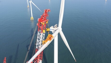 China inicia operação da turbina eólica marinha mais potente do mundo