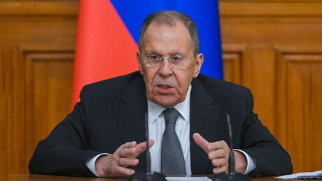 Lavrov: 'As negociações sobre a Ucrânia continuam, mas ainda há um longo caminho a percorrer'