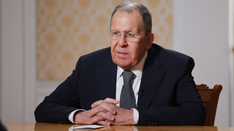 Lavrov diz que Trump buscou países compradores de energia russa para redirecionar compras aos EUA