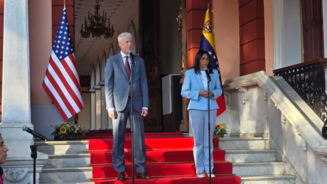 Delcy Rodríguez discute agenda energética com os Estados Unidos