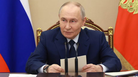 Putin determina criação de grupo para promover valores tradicionais e reforçar política familiar
