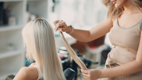 Cientistas alertam para presença de produtos cancerígenos em extensões capilares