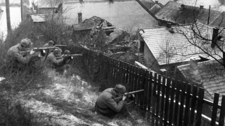 Rússia destaca os 81 anos da libertação de Budapeste pelo Exército Vermelho na Segunda Guerra