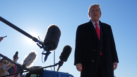 Uma 'mudança de regime' seria 'a melhor coisa que poderia acontecer' ao Irã, diz Trump