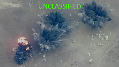 Operação Hawkeye: EUA lançam dez ataques contra mais de 30 alvos na Síria