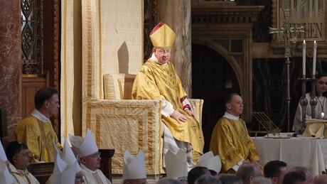 Igreja Católica falhou em proteger vítimas de abuso, diz novo arcebispo britânico