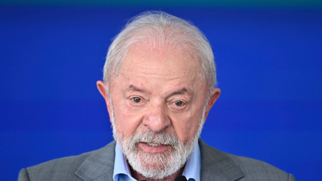 Lula aprova reajuste para servidores da Câmara, Senado e TCU com vetos a penduricalhos