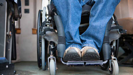 Polilaminina: entenda o tratamento brasileiro que pode fazer tetraplégicos voltarem a se mover