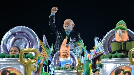 Escola que homenageou Lula, Acadêmicos de Niterói é rebaixada no Carnaval do Rio