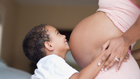 Primeira e segunda gravidez remodelam o cérebro de formas diferentes, mostra estudo