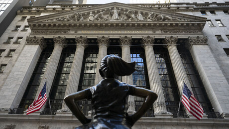 Mercados dos EUA disparam após Suprema Corte derrubar tarifas globais impostas por Trump