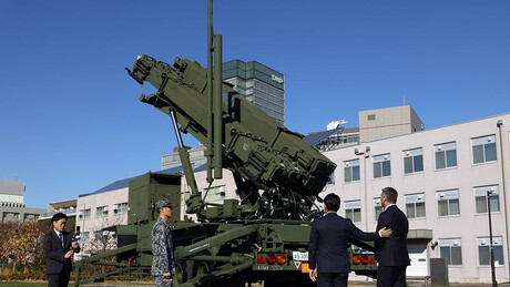 Milhares protestam no Japão contra instalação de mísseis