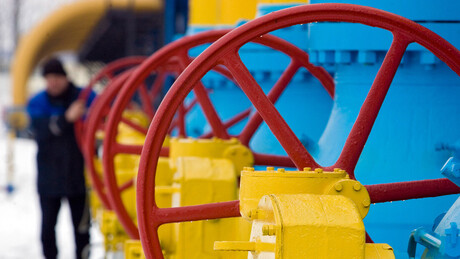 Reino Unido suspende sanções a oleoduto que transporta petróleo russo para Europa até outubro de 2027