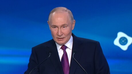 'Novas oportunidades para milhões de pessoas': Putin destaca avanço da IA e seu impacto social