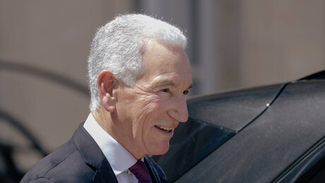 Embaixador dos EUA na França promete 'não interferir nos assuntos internos' do país