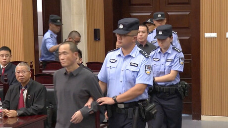 China aplica penas perpétuas e execuções em repressão a fraudes telefônicas e virtuais