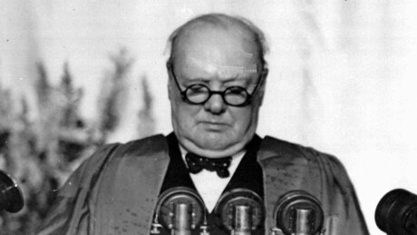 Como Stalin reagiu ao discurso de Churchill que deu pontapé inicial simbólico para Guerra Fria
