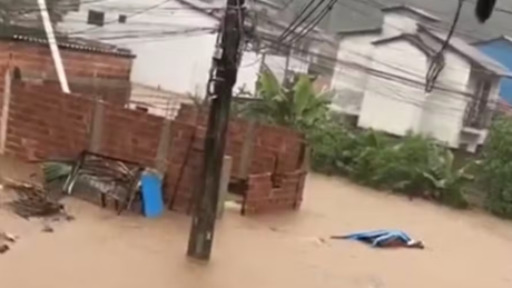 Fortes temporais atingem Rio de Janeiro e mantêm estado em alerta vermelho